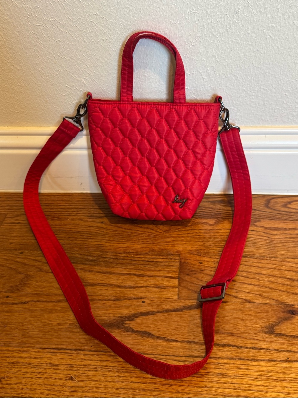Lug Tiptoe Crossbody in Poppy Red